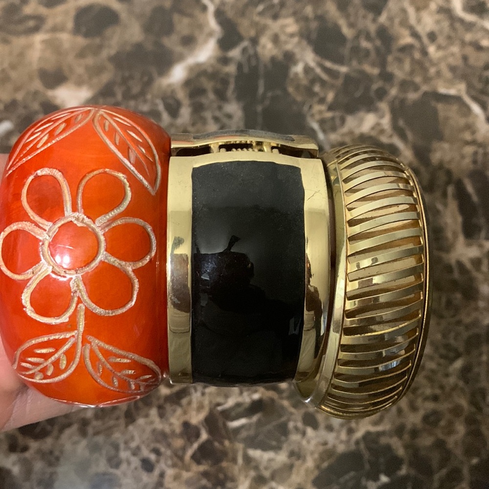 Costume bangle bracelet trio